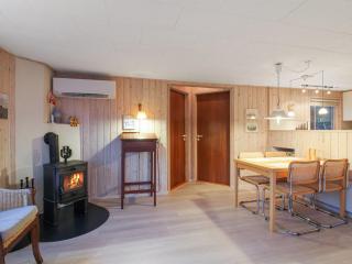 Holiday Home Liisi - 500m from the sea by Interhome - 4