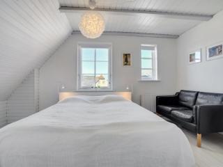 Apartment Starki - 800m from the sea by Interhome - 3