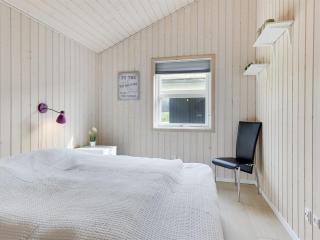 Holiday Home Tessie - 1-2km from the sea by Interhome - 2