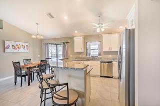 Central Cape Coral House with Private Screened Pool! - Cape Coral - 4