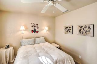 Cozy Lake Havasu House with Views - 1 Mi to Water! - 2