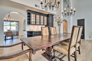 Heated Saltwater Pool Spacious Home in Scottsdale - Scottsdale - 4