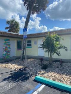 Pineapple Shores Inn Unit 1 - Daytona Beach - 9