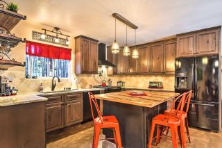 Cozy Home with Media Room Short Walk to Taos Plaza! - 1