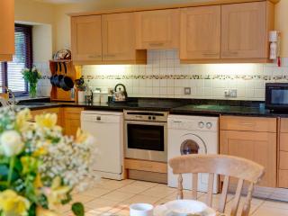 Brook Cottage - 3