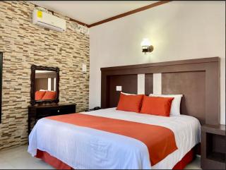 Pineda Real HOTEL - 1