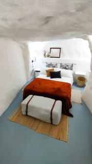 La Cueva Blanca - Alcalá del Júcar - 2