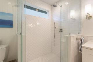 1001 E Arctic Out of the Blue Stunning Oceanfront Home - Folly Beach - 1