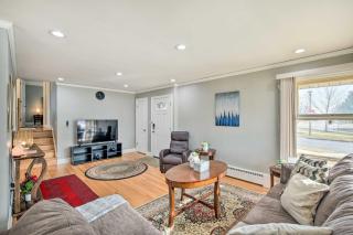 Cozy Skokie Home about 16 Mi to Downtown Chicago! - 6