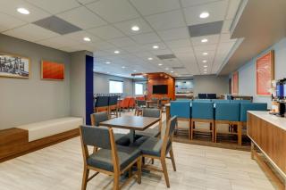 Holiday Inn Express Kenner - New Orleans Airport by IHG - 2