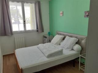 Appartement 2 pièces avec terrasse et véranda, à 200 m de la plage, commerces et pistes cyclables - FR-1-324A-22 - Saint-Hilaire-de-Riez - 4