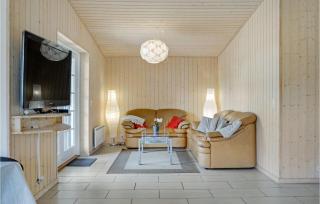 4 Bedroom Stunning Home In Glesborg - Glesborg - 9