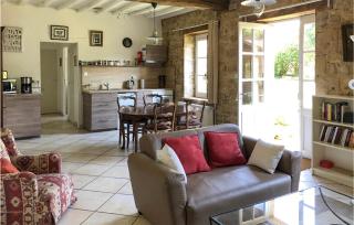Cozy Home In St, Jean Aux Amognes - - 9