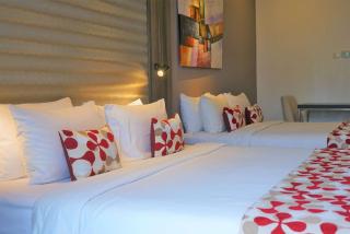 Ramada Suites by Wyndham Kuala Lumpur City Centre - Kuala Lumpur - 2