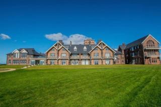 Stunning Sea View Two Bed Two Bathroom Apartment - Porthcawl - 9