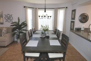 LOVE AT FIRST SIGHT! NEW Disney Home, Sleeps 6, Pool, Patio, NO Steps, LOW Rates! - Kissimmee - 8