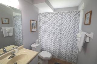 LOVE AT FIRST SIGHT! NEW Disney Home, Sleeps 6, Pool, Patio, NO Steps, LOW Rates! - Kissimmee - 1