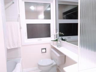 U of A Homestay, Trails & Whyte Ave - Edmonton - 6