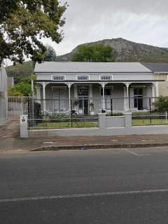 Ladamon 3 - Paarl - 0