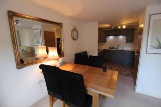 3 bedroom flat 10 mins walk to Bay and City center Free Parking - Cardiff - 7