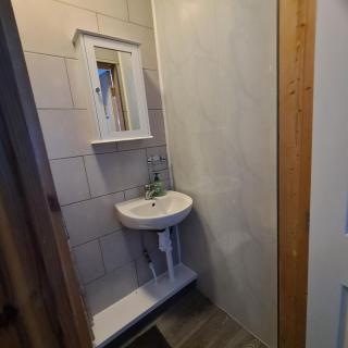 Sheridan House 3 ensuite bedroom 5 beds Long or Short Stay - Derby - 4