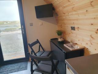 Grimsay Glamping, North Uist - Pod Ruadh - 2