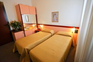 Hotel Due Ragni e Ristorante - 9