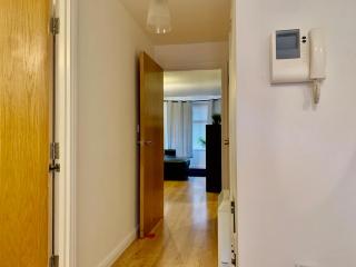 Lovely 2 bed Ground floor flat with free Parking - Birmingham - 3