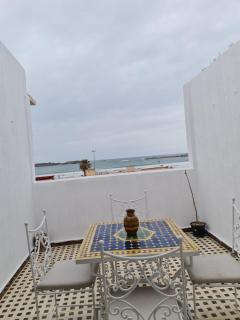 Sea View Duplex Private Terrace - Fibre Wi-Fi & Netflix - 0