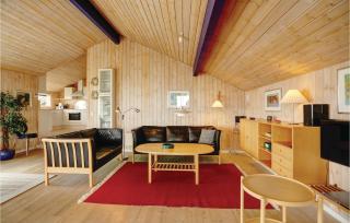 Four-Bedroom Holiday Home In Allinge - Allinge - 9