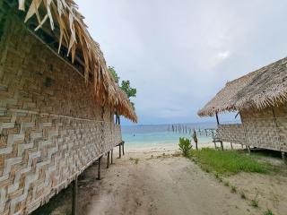 Raja Ampat Jousuba Homestay - 1