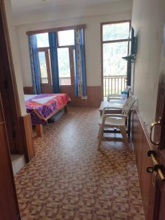 ROOP MOUNTAIN HOMESTAY No Parking - 9