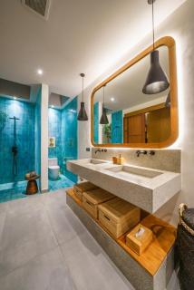 Villa Mango 3 - Amazing 4-bdr Villa in Berawa ! PERFECT LOCATION ! - Canggu - 6