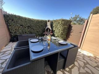Pavillon avec Terrasse, Piscine et BBQ - 600m Plage, 4 Pers - FR-1-701-41 - Vendres - 6