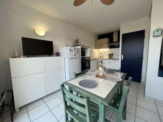 Pavillon avec Terrasse, Piscine et BBQ - 600m Plage, 4 Pers - FR-1-701-41 - Vendres - 5