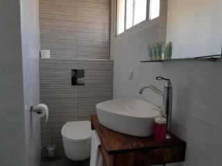 Airport Guest House - Or Yehuda - 5