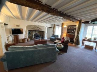 Entire country farmhouse - Cardiff - 5