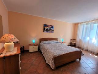Mountain and Iseo Lake Mountain Lake Iseo Hospitality - Bossico - 4