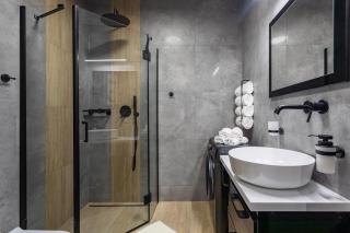 Stone Hill Apartament Wellness z basenem jakuzi saunami prywatnym garażem i rowerami w cenie - 1
