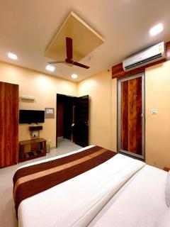 AVIRAHI HOTEL - Mumbai - 8
