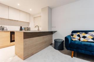 Stunning 2 bedroom flat in town - Bournemouth - 9