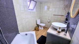 The Urban Oasis - Comfort 2br near the City Center, 200Mbit Internet and Smart TV - Larnaca - 8