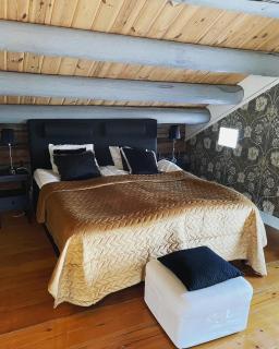 Hova Prästgård Bed & Breakfast - Hova - 9