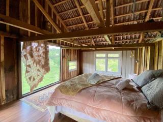 Celeiro Moderno em Guarapuava - Hospedagem Única para até 10 pessoas a 8km do centro - 1