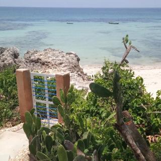 Belmoz Beach House - 2