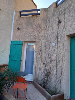 "Villa Llum i Mar", au coeur de Banyuls sur mer, 3 chambres avec climatisation, 2 SDB, garage,6 personnes, classée 3 étoiles - 2