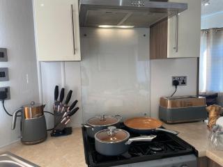 VaLa VistA - Holiday Home On The Beach - Jaywick Sands - 1
