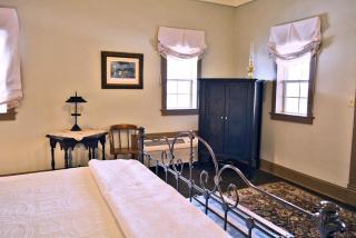 Backwoods Bed and Bath - McGregor - 9