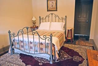 Backwoods Bed and Bath - McGregor - 6