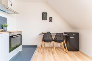 Vollausgtesttattes modernes Studio,nahe BTU,Netflix,kostenloser TIEFGARAGENSTELLPlatz - 4